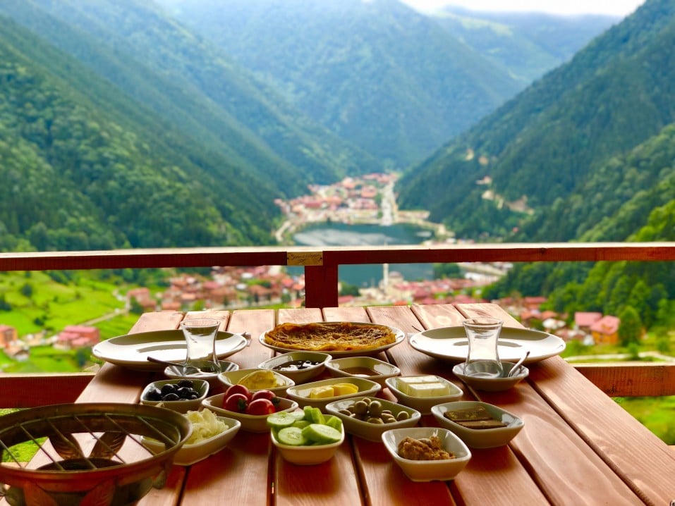 السياحة والفطور في اوزنجول